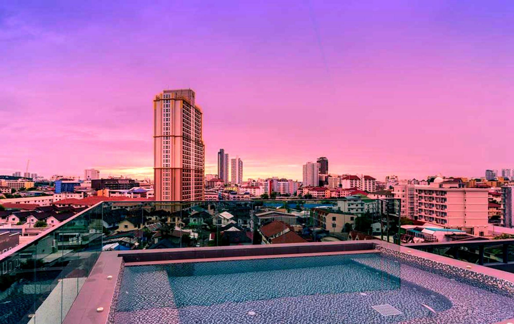 Urban Attitude Apartment Pattaya Exterior photo